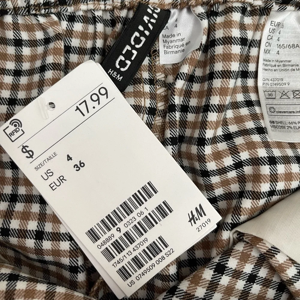 H&M DIVIDED Shorts with Tie Belt